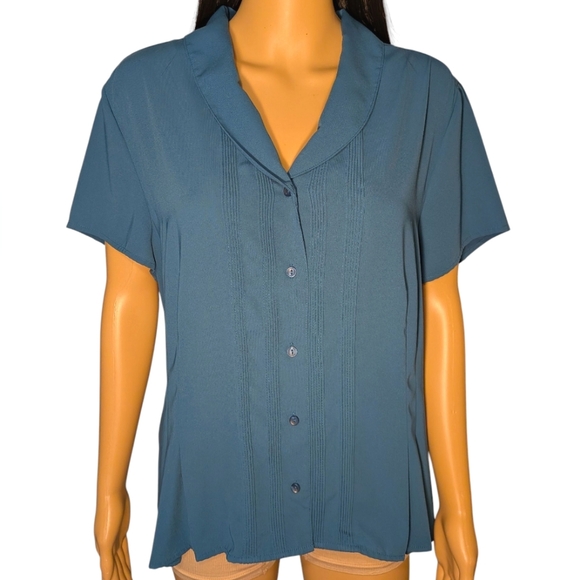 Tops - Women's Teal Blue Button Down Blouse Croft & Barrow